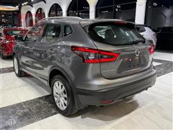 نيسان قاشقاي